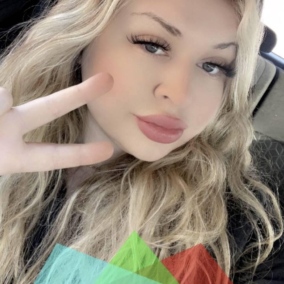 
                        Alicia
                     is Female Escorts. | Moncton | New Brunswick | Canada | canadatopescorts.com 