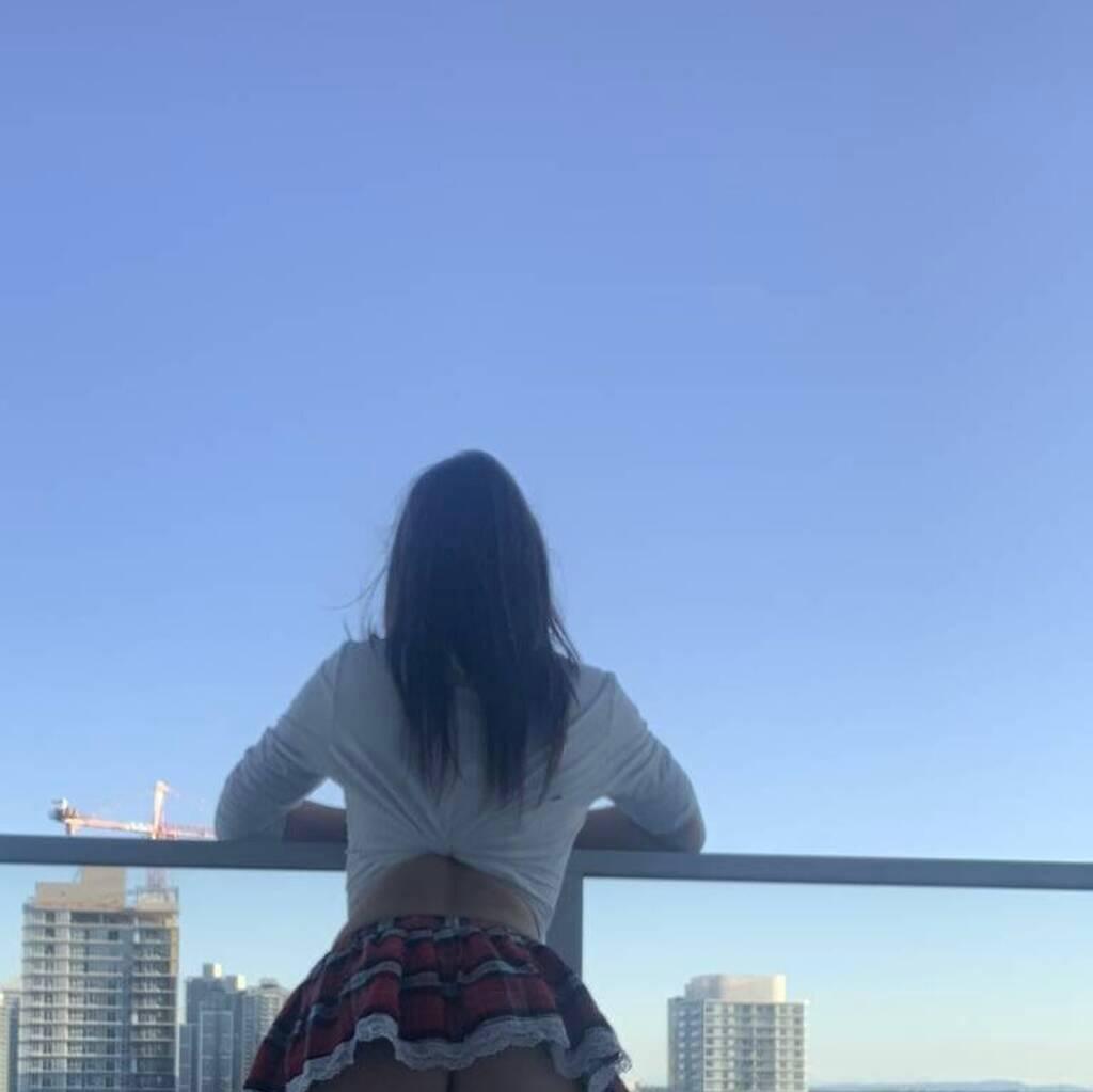 
                        Clohe
                     is Female Escorts. | Hamilton | Ontario | Canada | canadatopescorts.com 