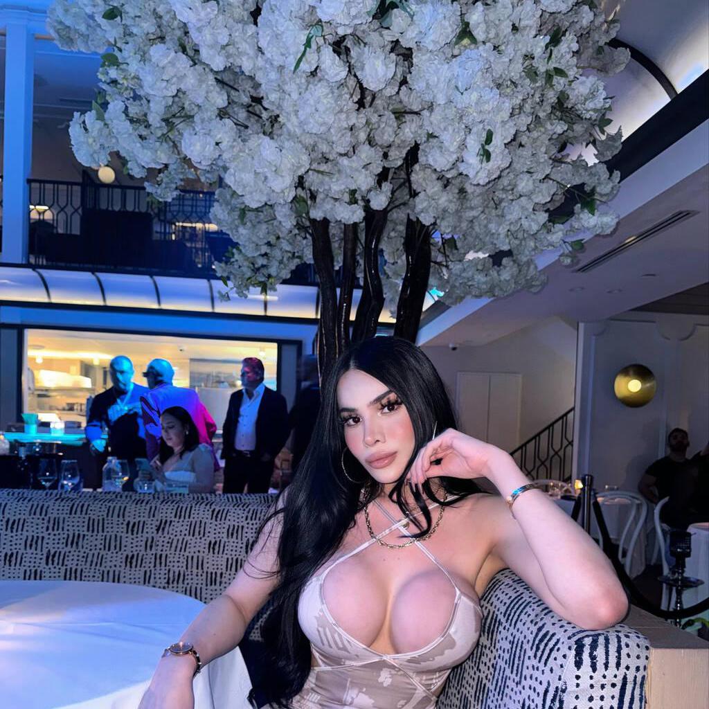 
                        MEXICAN BARBIE
                     is Female Escorts. | Toronto | Ontario | Canada | canadatopescorts.com 