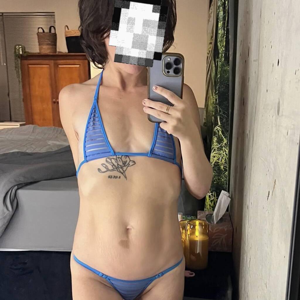 
                        Gabby
                     is Female Escorts. | Nanaimo | British Columbia | Canada | canadatopescorts.com 