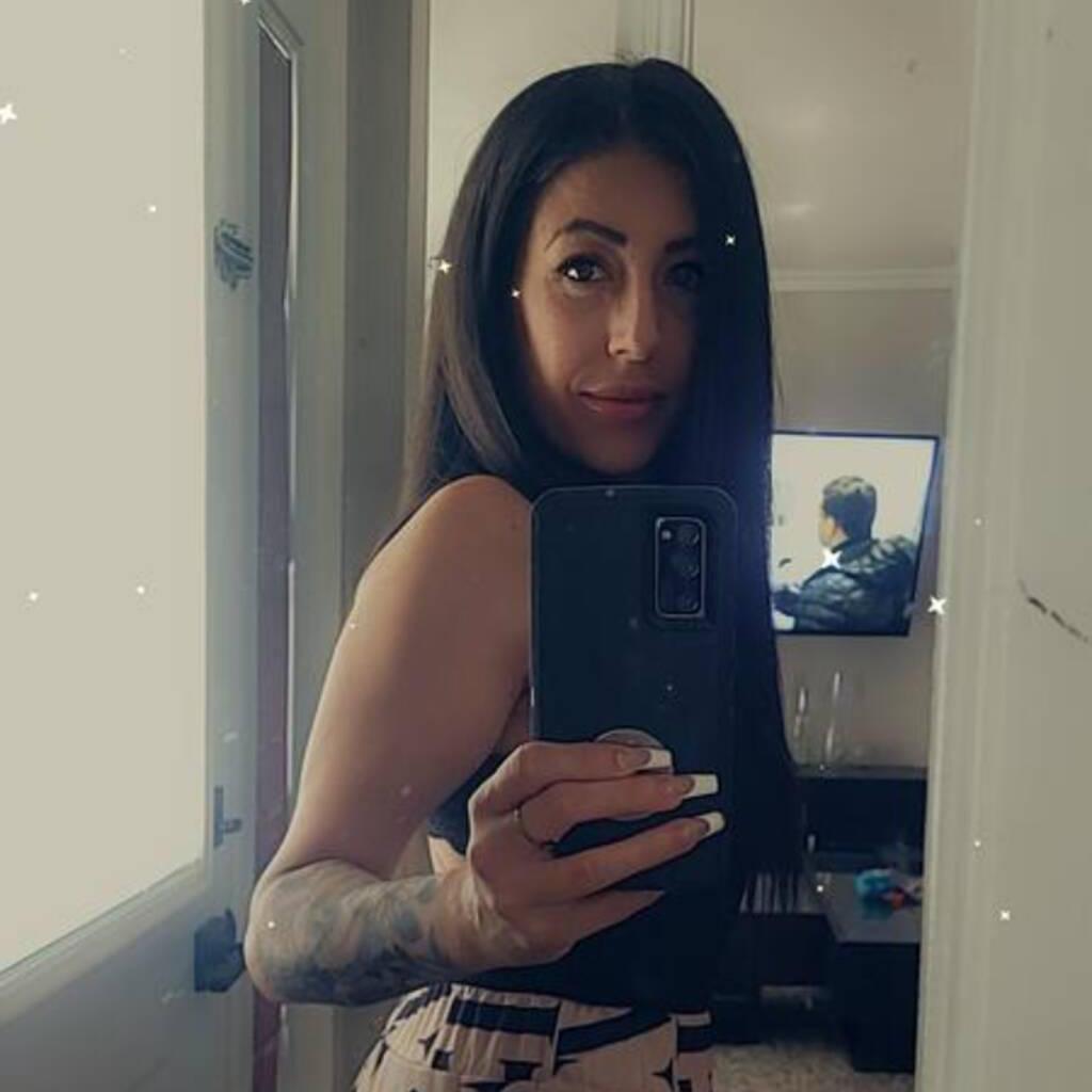 
                        Hailey/ AKA throut goat
                     is Female Escorts. | Hamilton | Ontario | Canada | canadatopescorts.com 