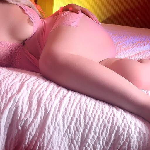 
                        Top Drawer Ladies
                     is Female Escorts. | Toronto | Ontario | Canada | canadatopescorts.com 