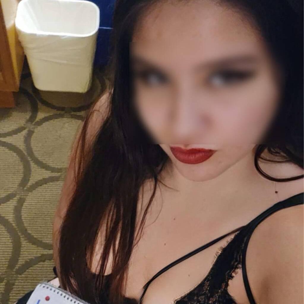 
                        Willow
                     is Female Escorts. | windsor | Ontario | Canada | canadatopescorts.com 