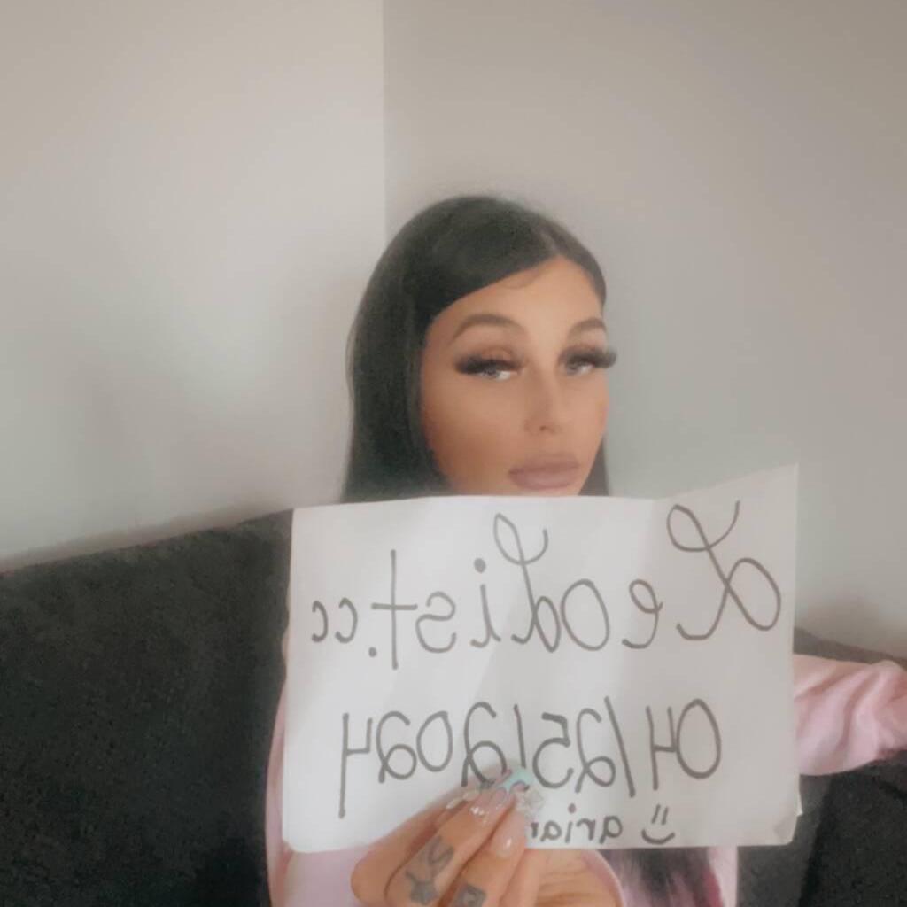 
                        ALYSSA
                     is Female Escorts. | Lethbridge | Alberta | Canada | canadatopescorts.com 