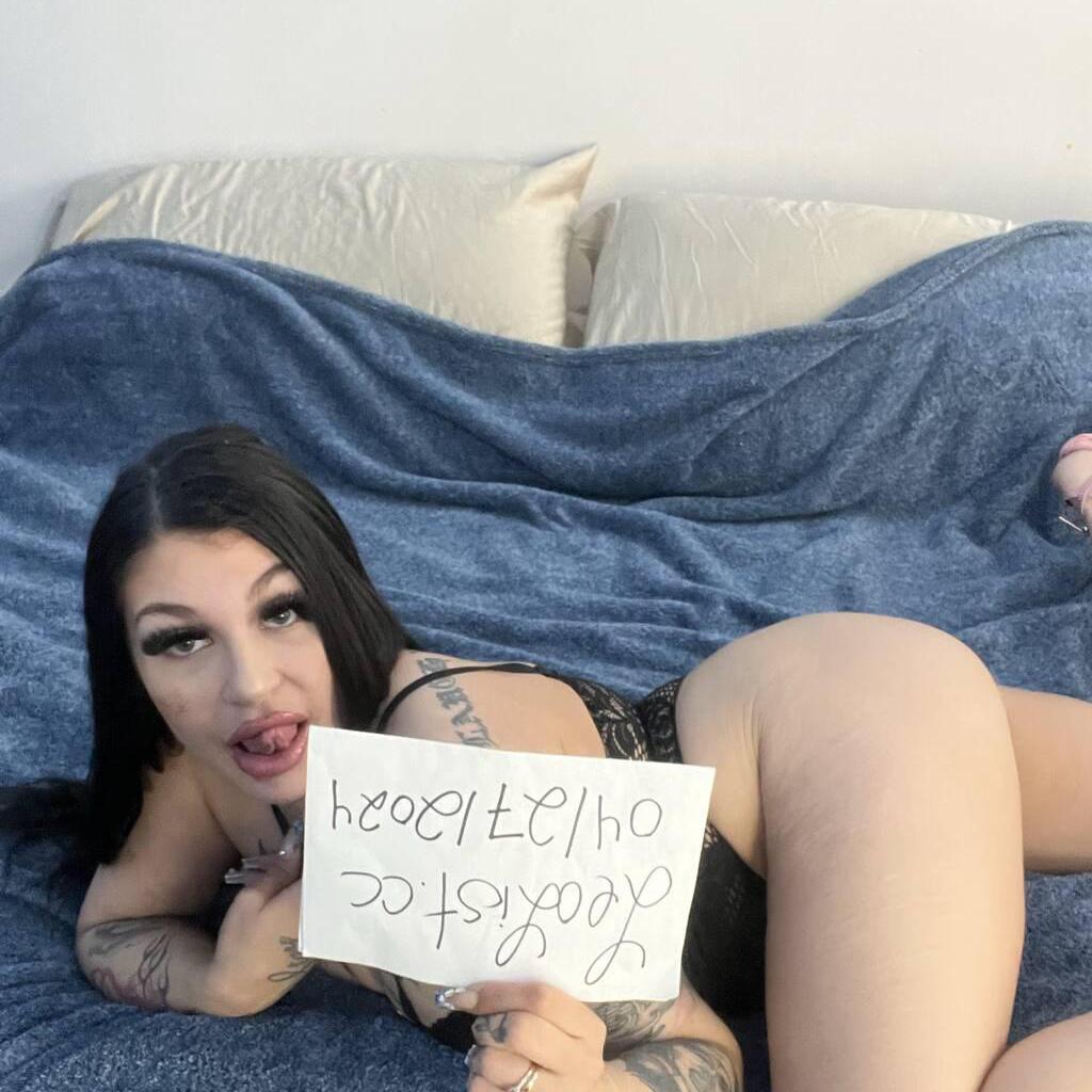 
                        ALYSSA
                     is Female Escorts. | Lethbridge | Alberta | Canada | canadatopescorts.com 