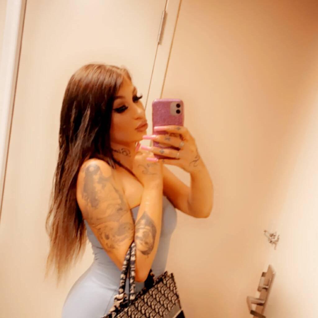 
                        ALYSSA
                     is Female Escorts. | Lethbridge | Alberta | Canada | canadatopescorts.com 