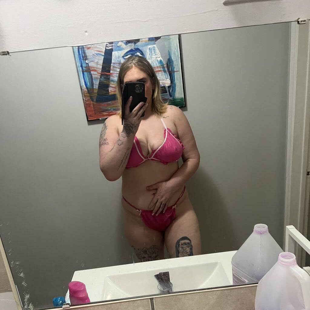 
                        Vivian
                     is Female Escorts. | Chatham | Ontario | Canada | canadatopescorts.com 