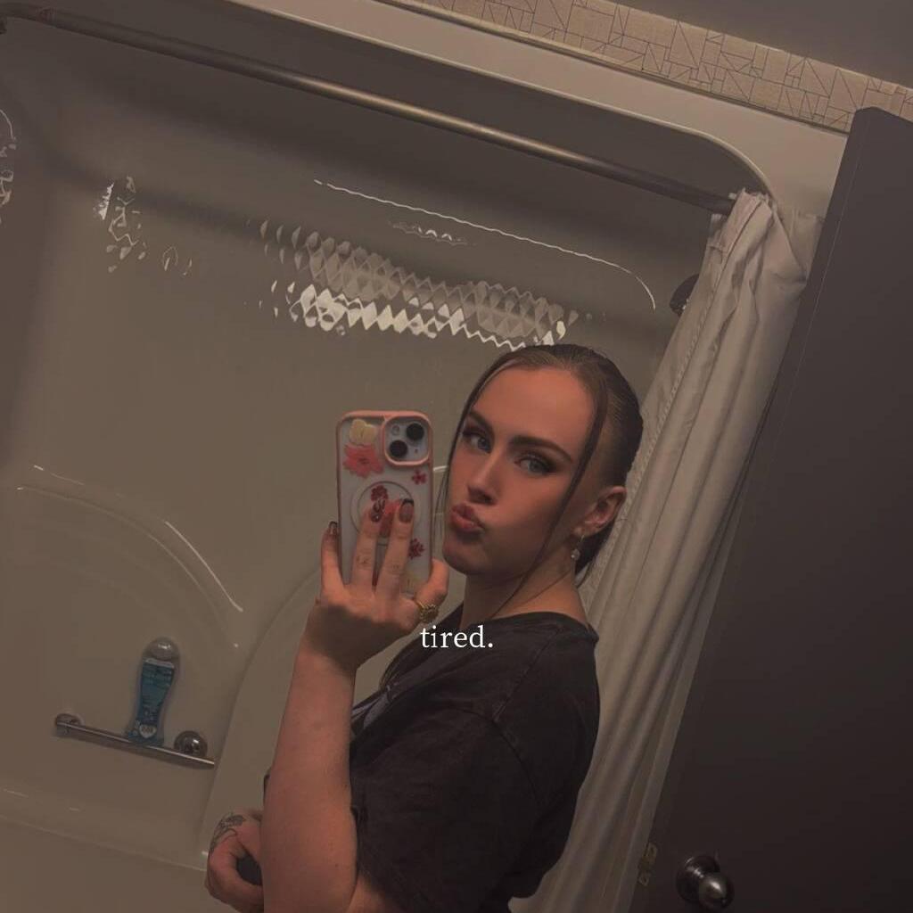 
                        Raven
                     is Female Escorts. | windsor | Ontario | Canada | canadatopescorts.com 