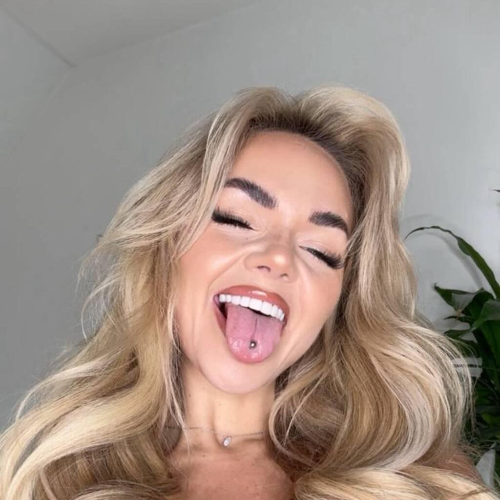 
                        Sabrina
                     is Female Escorts. | Trois Rivieres | Quebec | Canada | canadatopescorts.com 