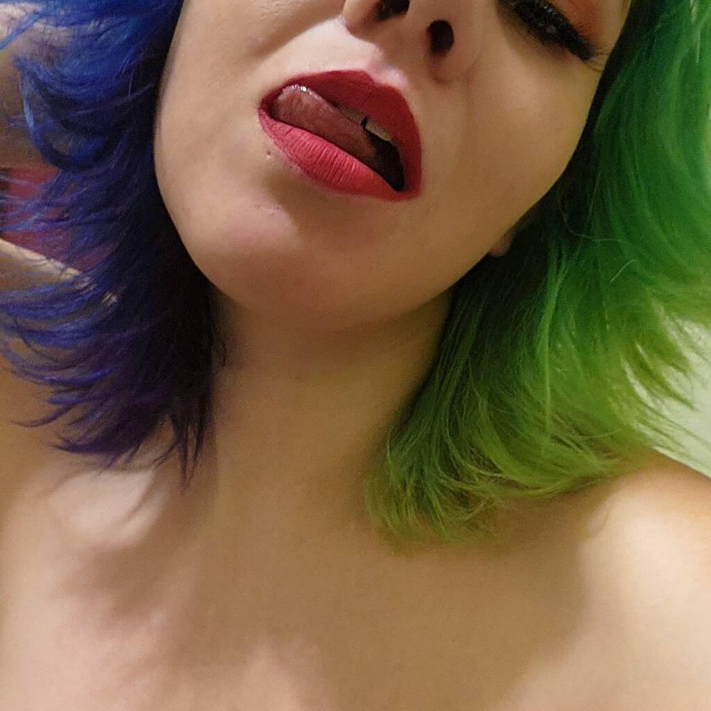 
                        Fiona
                     is Female Escorts. | Winnipeg | Manitoba | Canada | canadatopescorts.com 