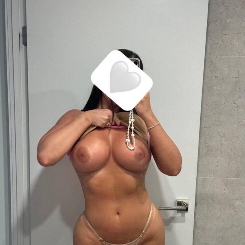 
                        Vanessa
                     is Female Escorts. | windsor | Ontario | Canada | canadatopescorts.com 