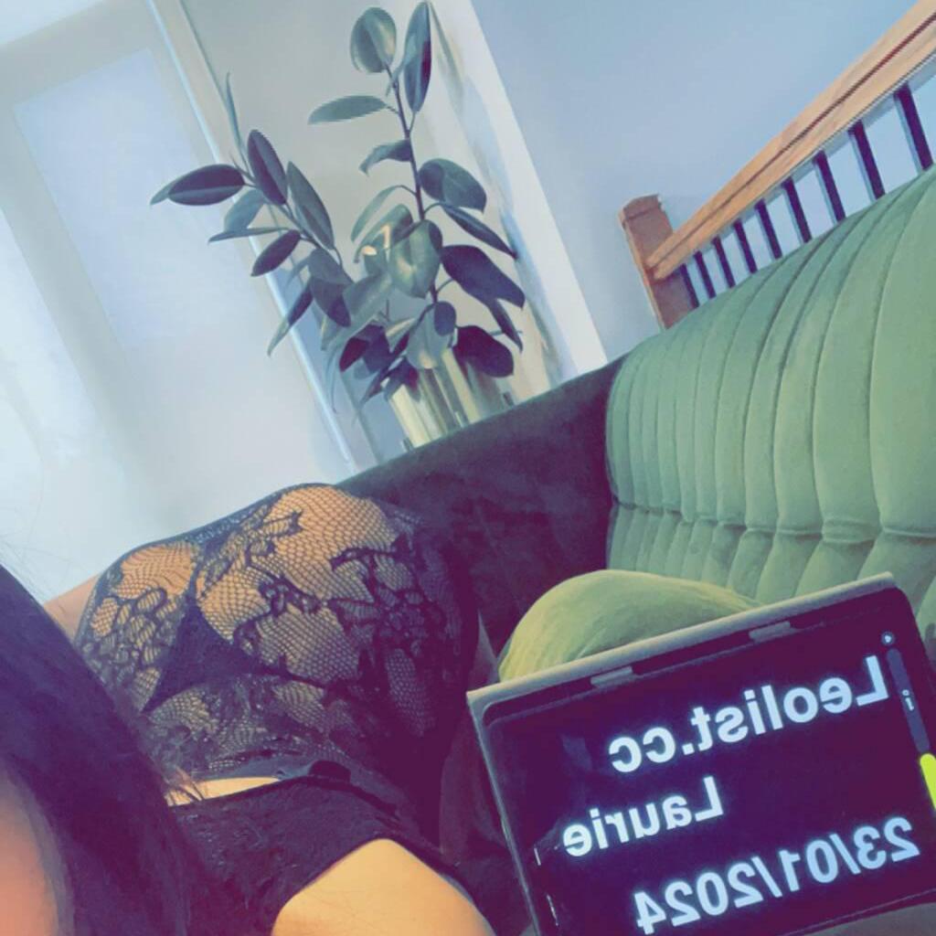 
                        Laurie
                     is Female Escorts. | Montreal | Quebec | Canada | canadatopescorts.com 