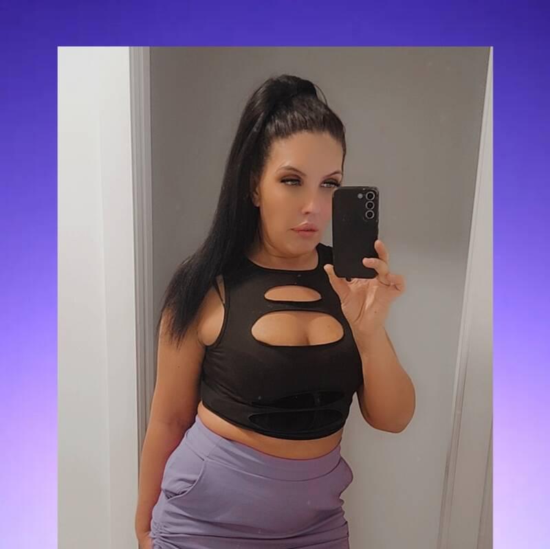 
                        Nina
                     is Female Escorts. | Quebec City | Quebec | Canada | canadatopescorts.com 