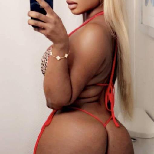 
                        Tina
                     is Female Escorts. | Thunder Bay | Ontario | Canada | canadatopescorts.com 