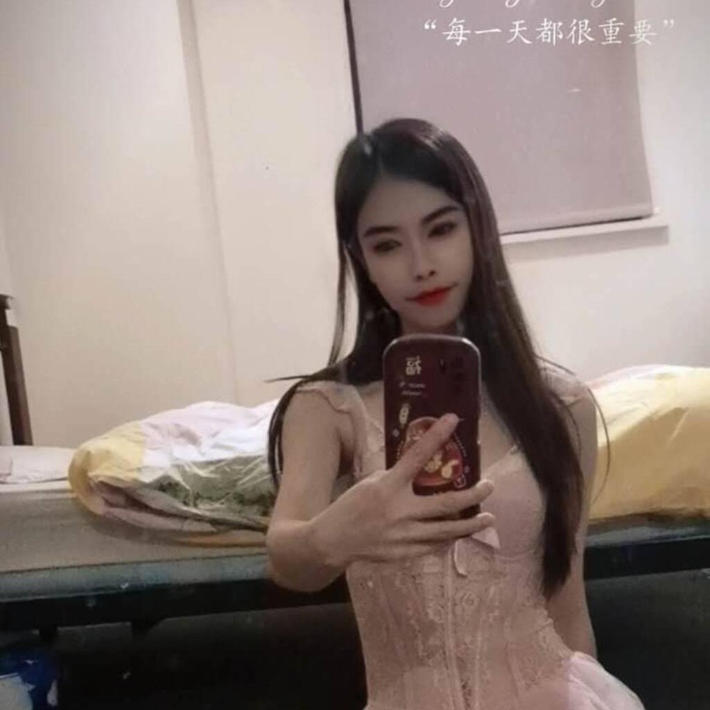 
                        Emily&Berry4379798610
                     is Female Escorts. | Quebec City | Quebec | Canada | canadatopescorts.com 