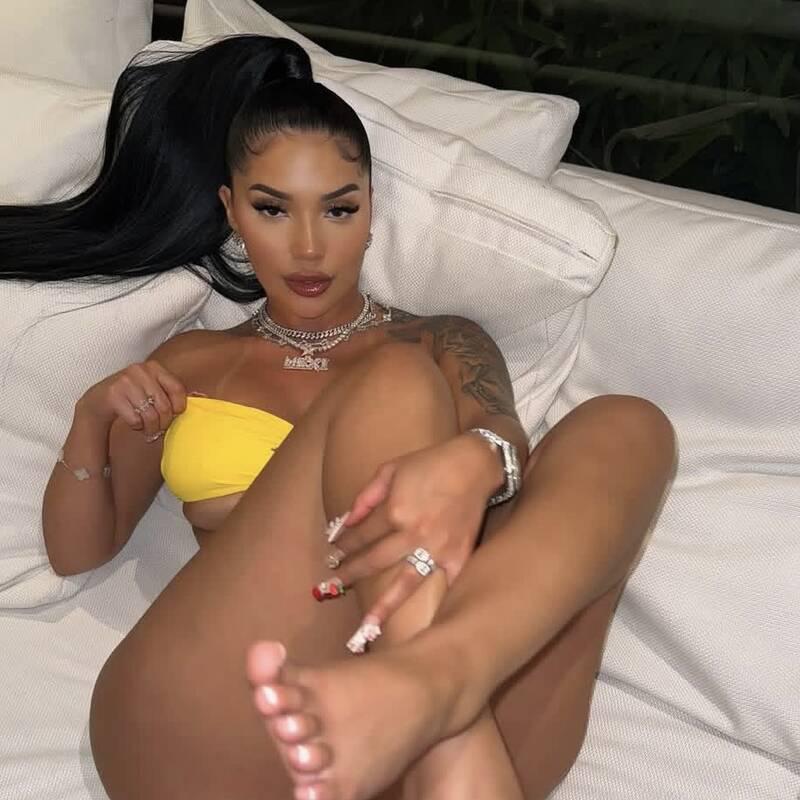 
                        Camila & Selena - Outcall
                     is Female Escorts. | Quebec City | Quebec | Canada | canadatopescorts.com 