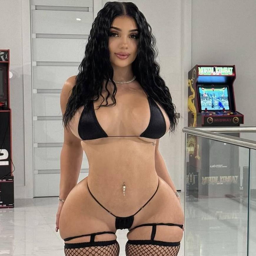 
                        Camila & Selena - Outcall
                     is Female Escorts. | Quebec City | Quebec | Canada | canadatopescorts.com 