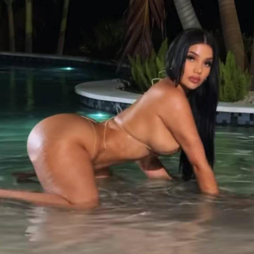 
                        Camila & Selena - Outcall
                     is Female Escorts. | Quebec City | Quebec | Canada | canadatopescorts.com 