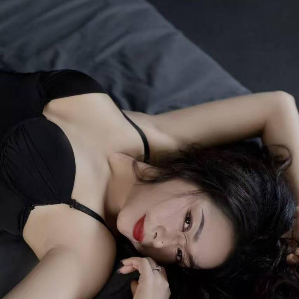 
                        Belle
                     is Female Escorts. | Vancouver | British Columbia | Canada | canadatopescorts.com 