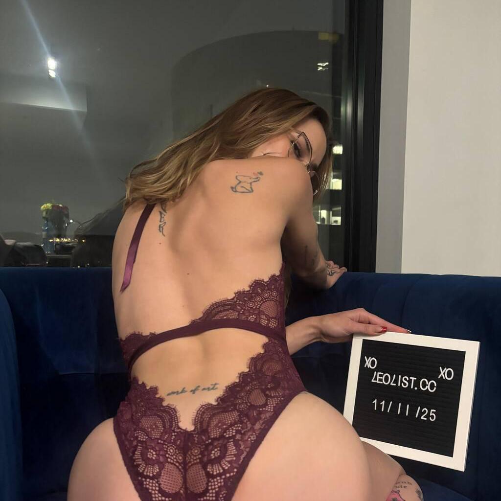 
                        Lisa
                     is Female Escorts. | Montreal | Quebec | Canada | canadatopescorts.com 