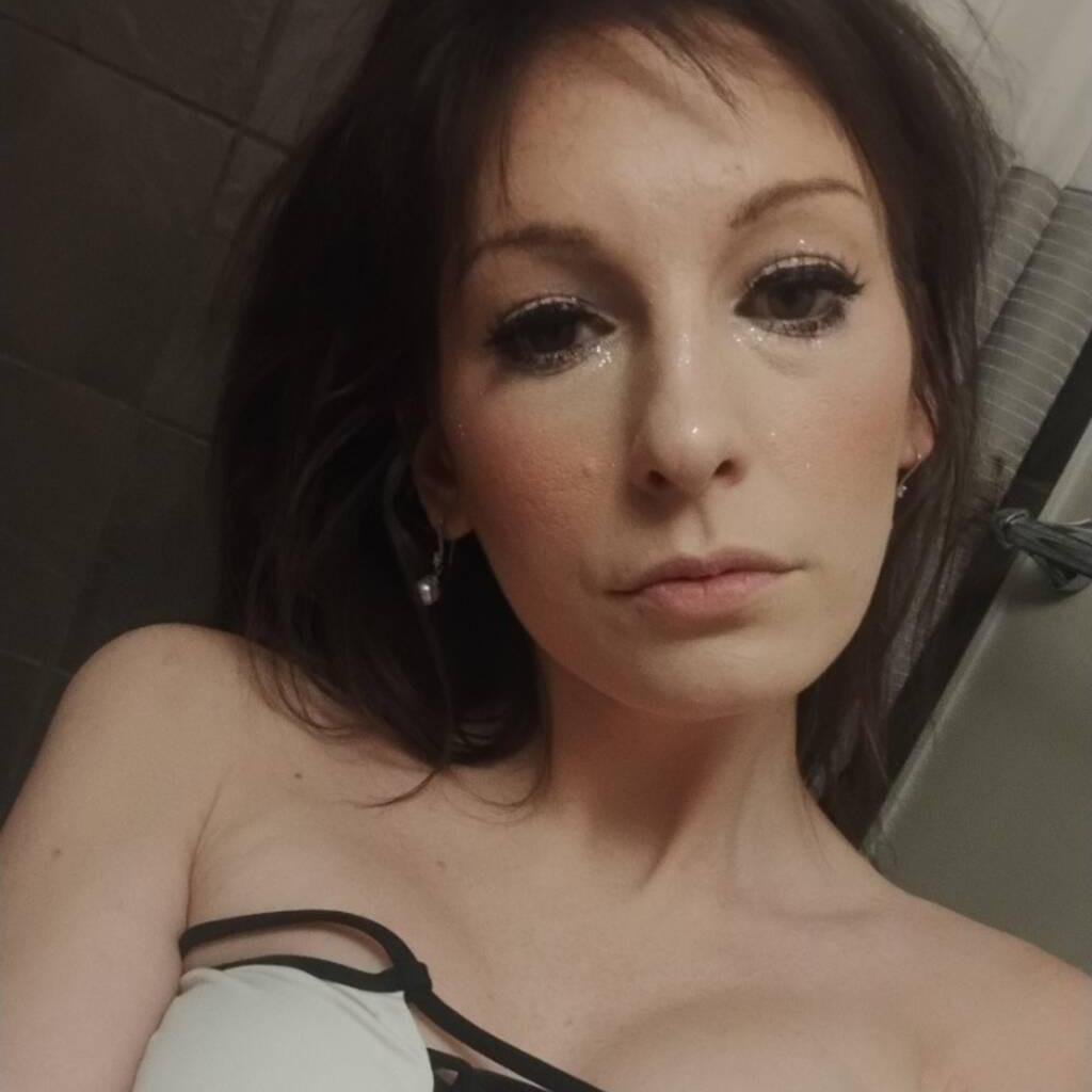 
                        Gia
                     is Female Escorts. | Kelowna | British Columbia | Canada | canadatopescorts.com 