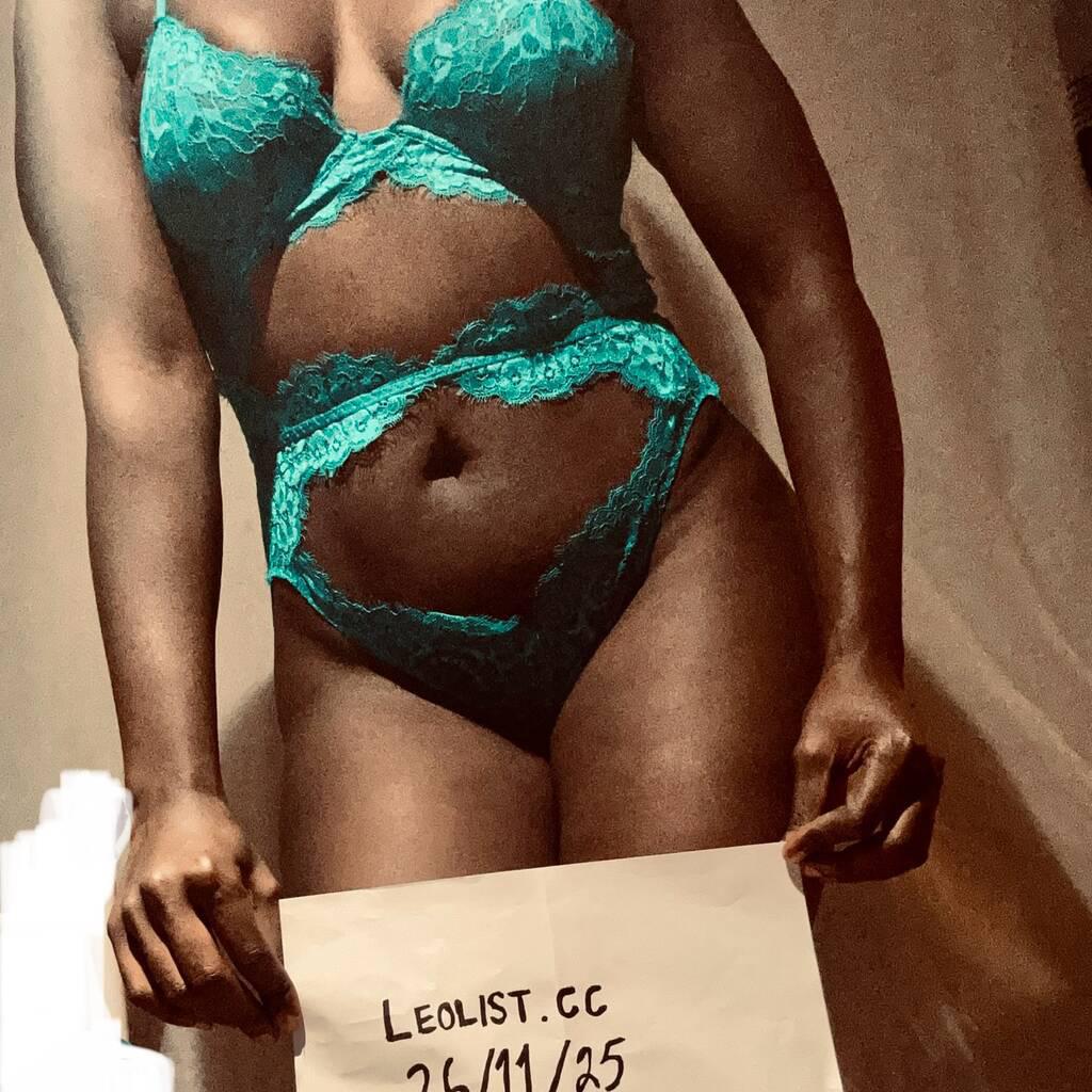 
                        Alondra
                     is Female Escorts. | Kitchener | Ontario | Canada | canadatopescorts.com 