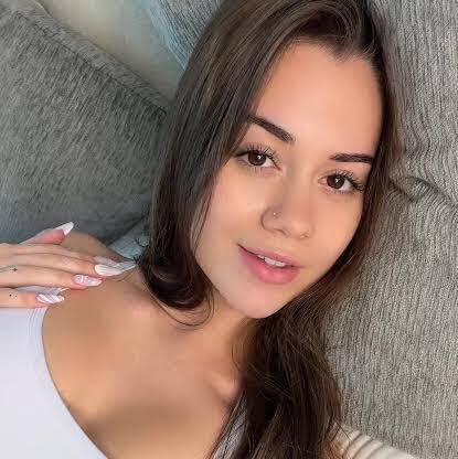 
                        Lillian
                     is Female Escorts. | Kitchener | Ontario | Canada | canadatopescorts.com 