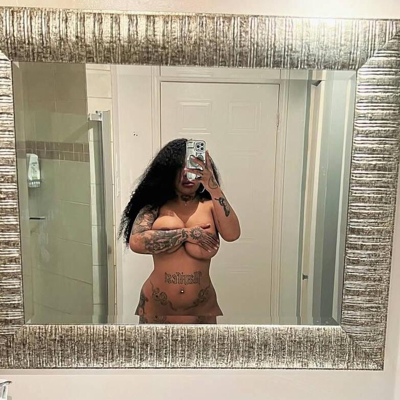 
                        Mimi
                     is Female Escorts. | Niagara | Ontario | Canada | canadatopescorts.com 