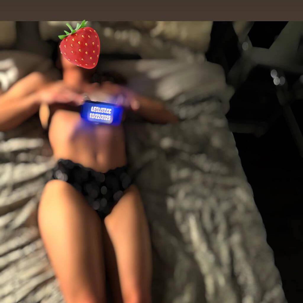 
                        Hazel
                     is Female Escorts. | Montreal | Quebec | Canada | canadatopescorts.com 