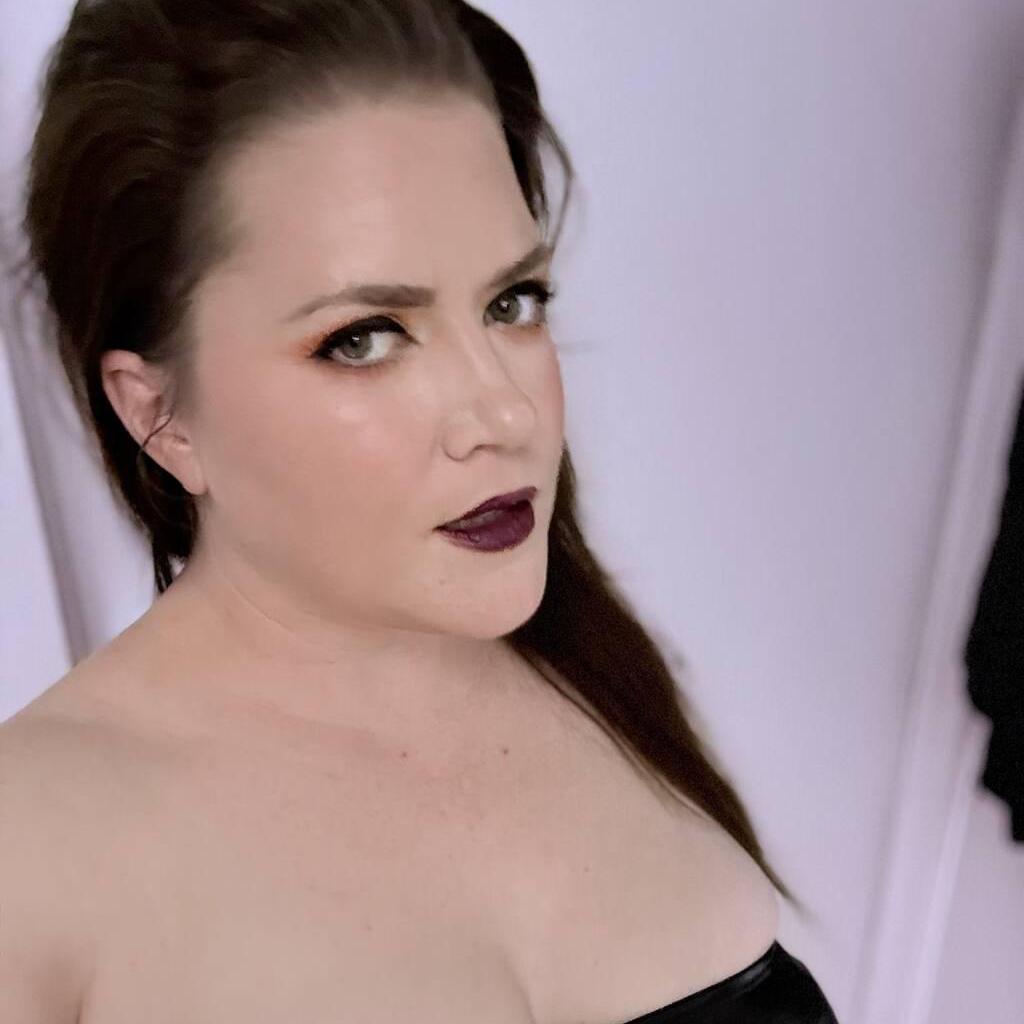 
                        Missy
                     is Female Escorts. | Kingston | Ontario | Canada | canadatopescorts.com 