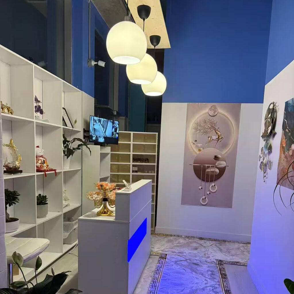 
                        Kiki
                     is Female Escorts. | Quebec City | Quebec | Canada | canadatopescorts.com 