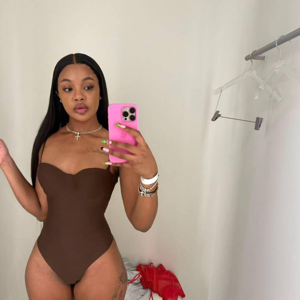 
                        Juliana
                     is Female Escorts. | Yukon | Yukon | Canada | canadatopescorts.com 