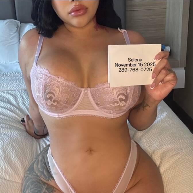 
                        Selena
                     is Female Escorts. | Hamilton | Ontario | Canada | canadatopescorts.com 