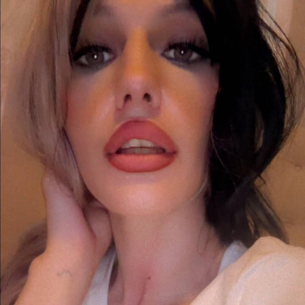 
                        Brielle
                     is Female Escorts. | Prince Albert | Saskatchewan | Canada | canadatopescorts.com 