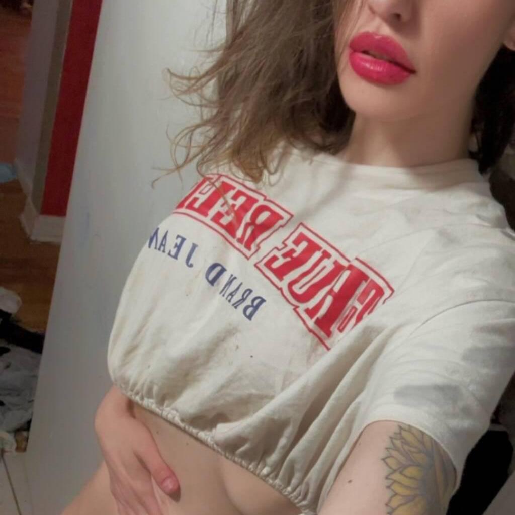 
                        Brielle
                     is Female Escorts. | Prince Albert | Saskatchewan | Canada | canadatopescorts.com 