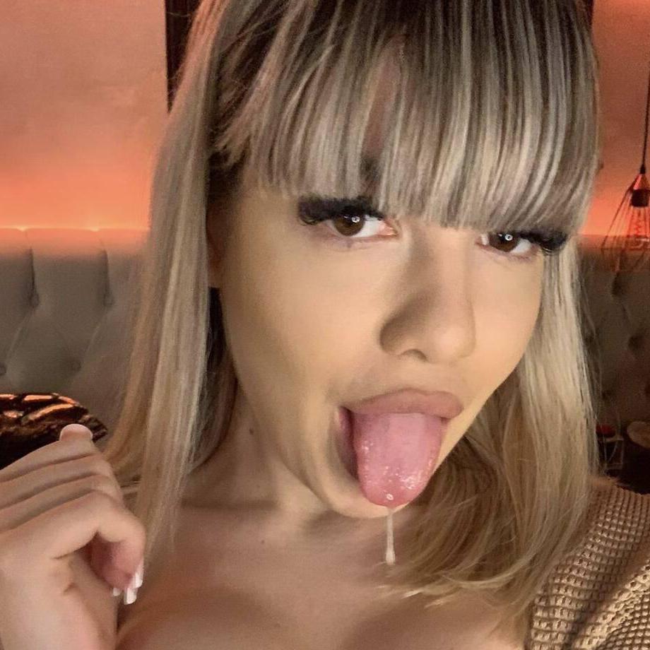 
                        Iris
                     is Female Escorts. | Ottawa | Ontario | Canada | canadatopescorts.com 