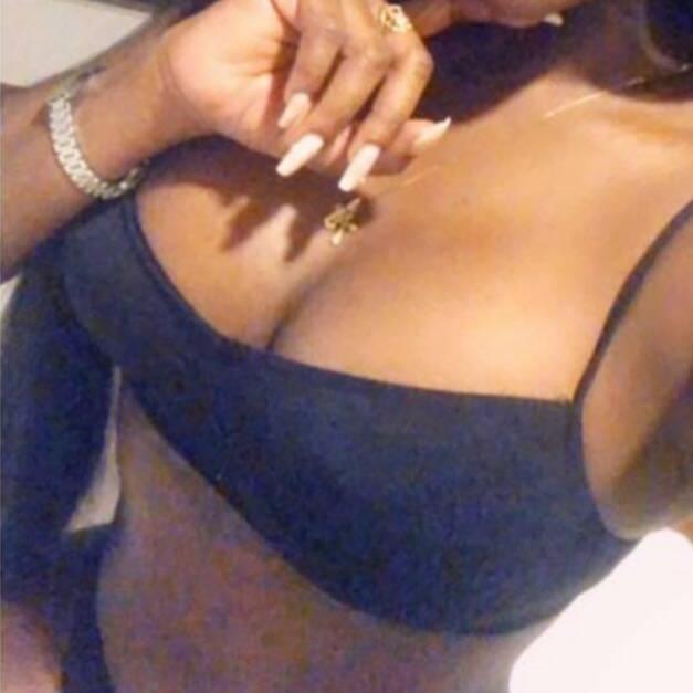 
                        Jas
                     is Female Escorts. | Toronto | Ontario | Canada | canadatopescorts.com 