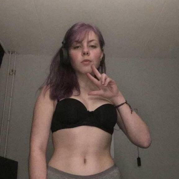 
                        Mercy
                     is Female Escorts. | Sunshine Coast | British Columbia | Canada | canadatopescorts.com 