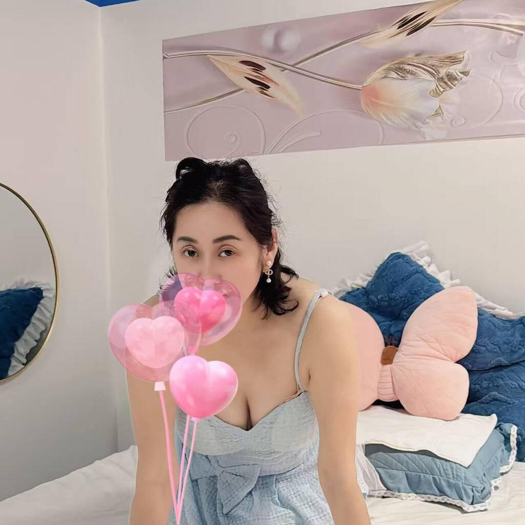 
                        Kikki
                     is Female Escorts. | Montreal | Quebec | Canada | canadatopescorts.com 