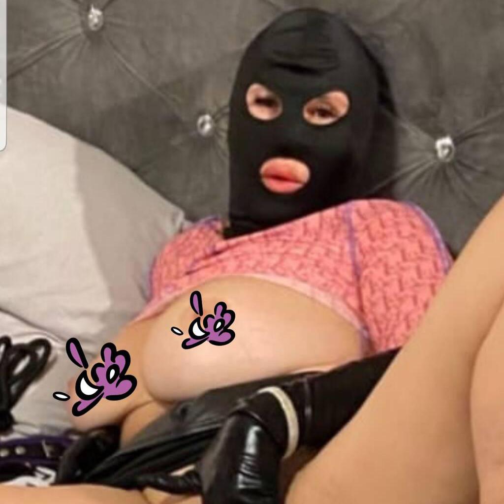 
                        The ONLY Goddesses
                     is Female Escorts. | Toronto | Ontario | Canada | canadatopescorts.com 