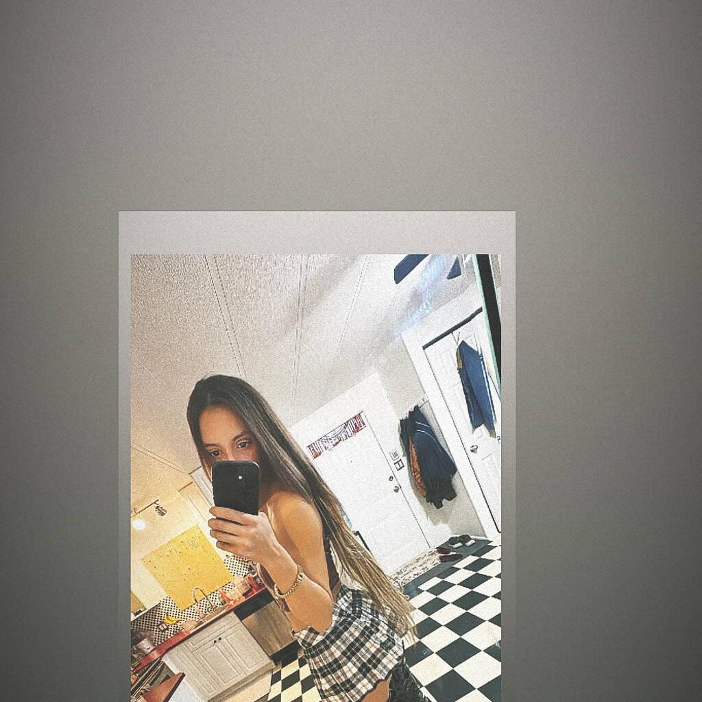 
                        Indiedaisies
                     is Female Escorts. | Kelowna | British Columbia | Canada | canadatopescorts.com 