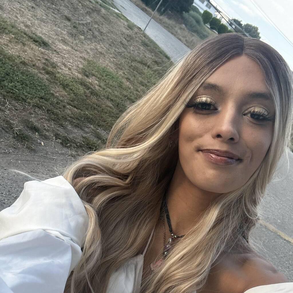 
                        Indiedaisies
                     is Female Escorts. | Kelowna | British Columbia | Canada | canadatopescorts.com 