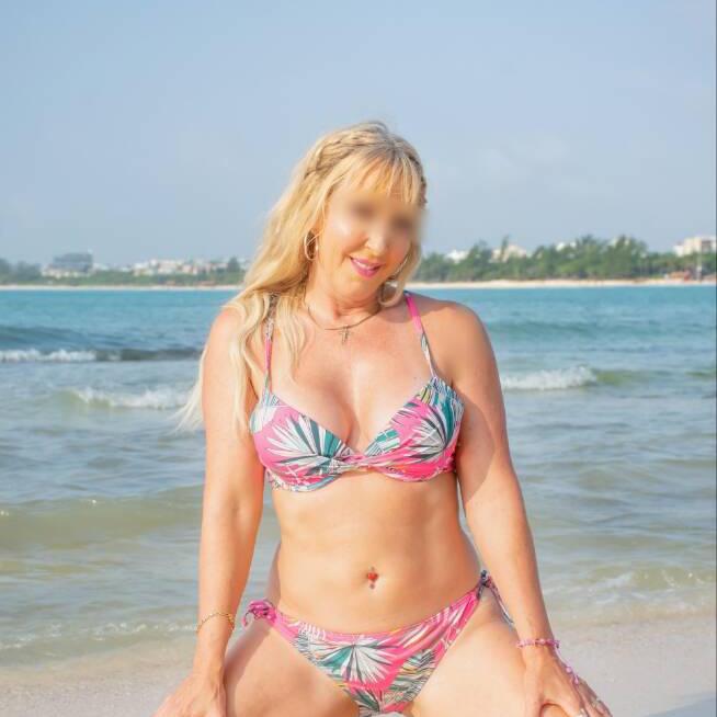 
                        Sexy French Chantal
                     is Female Escorts. | Thunder Bay | Ontario | Canada | canadatopescorts.com 