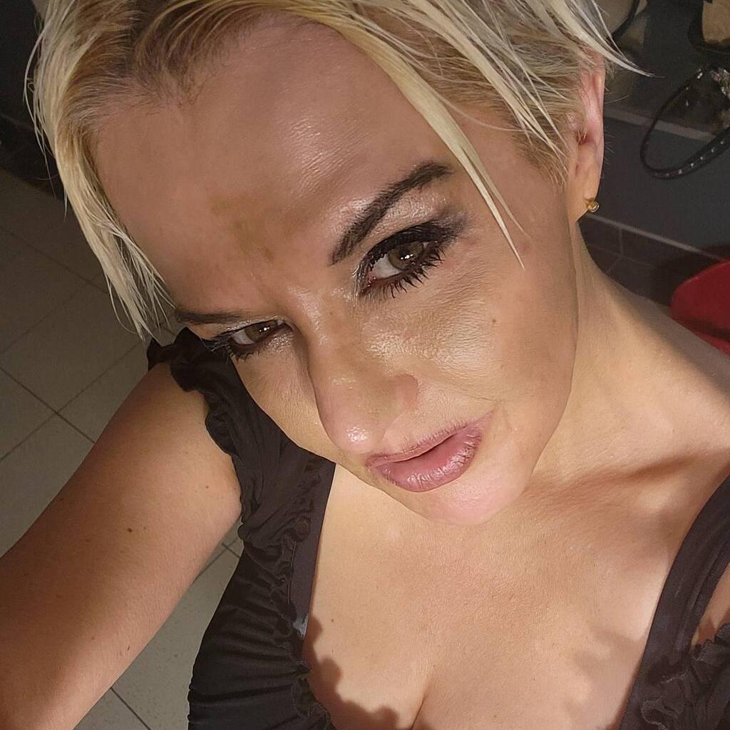 
                        Chrissy
                     is Female Escorts. | Edmonton | Alberta | Canada | canadatopescorts.com 