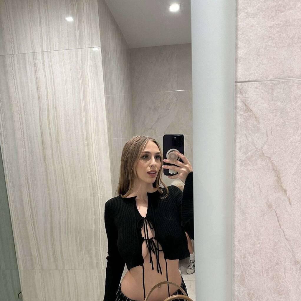 
                        Angel
                     is Female Escorts. | Guelph | Ontario | Canada | canadatopescorts.com 