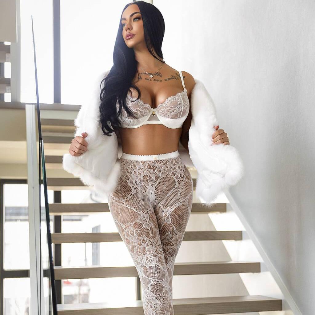 
                        Grace Elizabeth
                     is Female Escorts. | Toronto | Ontario | Canada | canadatopescorts.com 