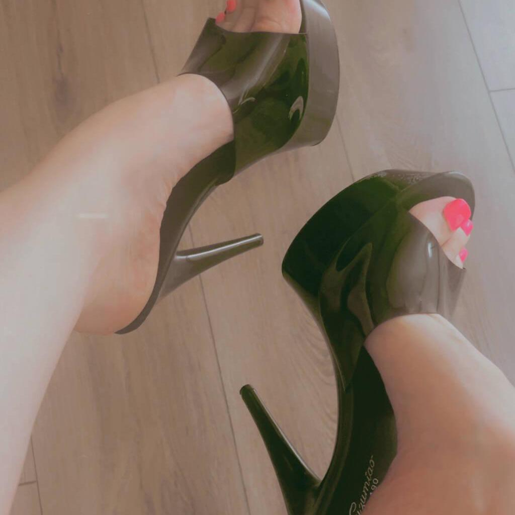 
                        BAMBI Fox
                     is Female Escorts. | Owen Sound | Ontario | Canada | canadatopescorts.com 