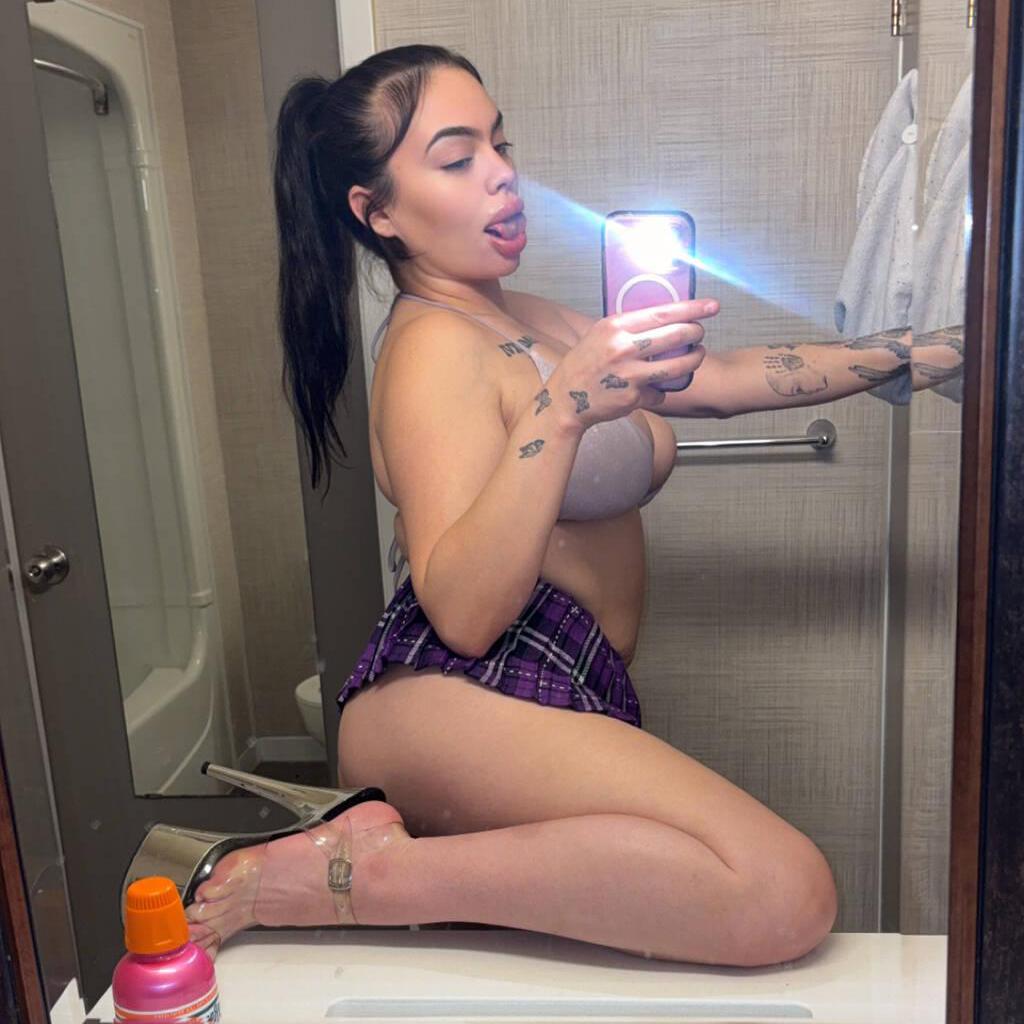 
                        Daniela
                     is Female Escorts. | Sault Ste Marie | Ontario | Canada | canadatopescorts.com 