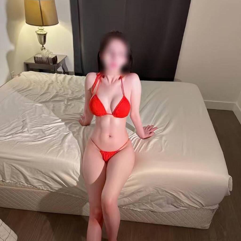 
                        Cherry
                     is Female Escorts. | Toronto | Ontario | Canada | canadatopescorts.com 