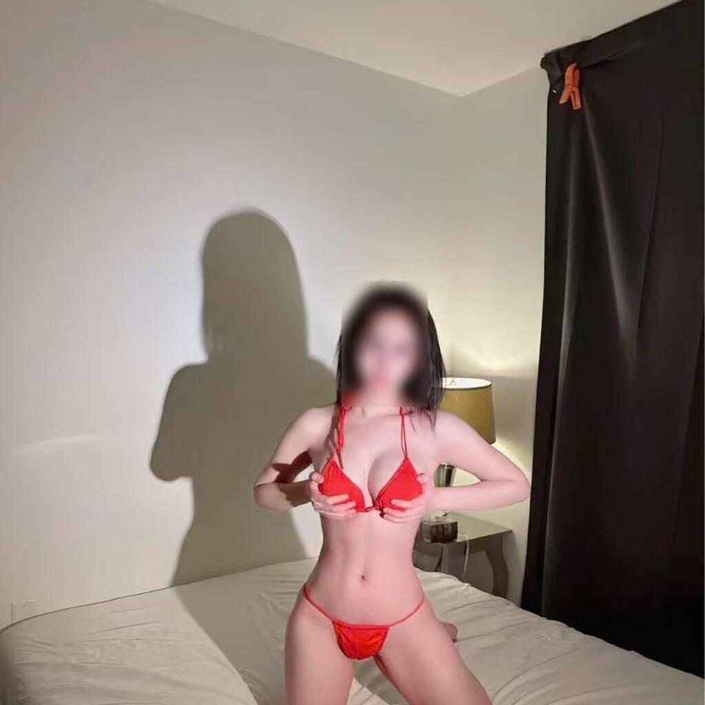 
                        Cherry
                     is Female Escorts. | Toronto | Ontario | Canada | canadatopescorts.com 